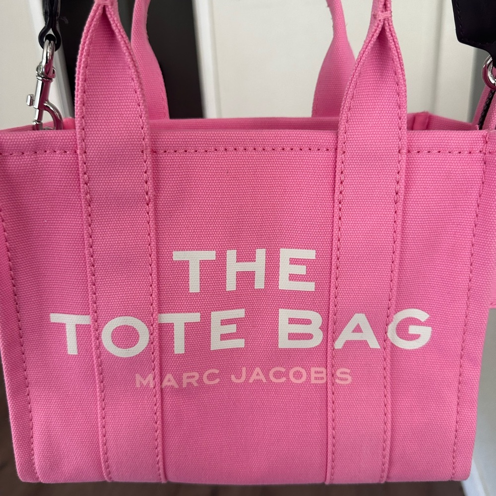 Marc Jacobs Small Pink Canvas Tote Bag in Bow Pink with strap